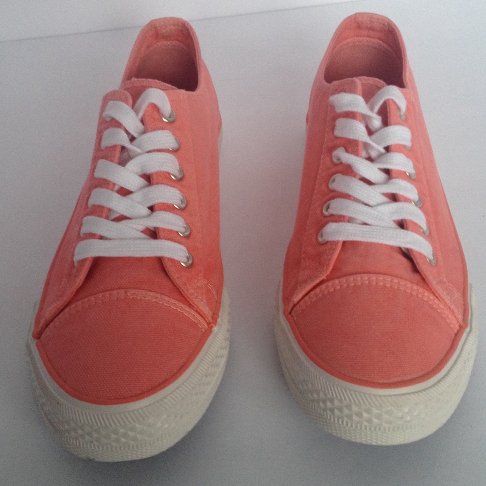 NWT- WOMENS FALLS CREEK WASHED CANVAS W. JAZZIE II